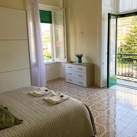 Apartamento Comfort E Relax In Citta. Casa Vacanze Prisco Cava deʼ Tirreni